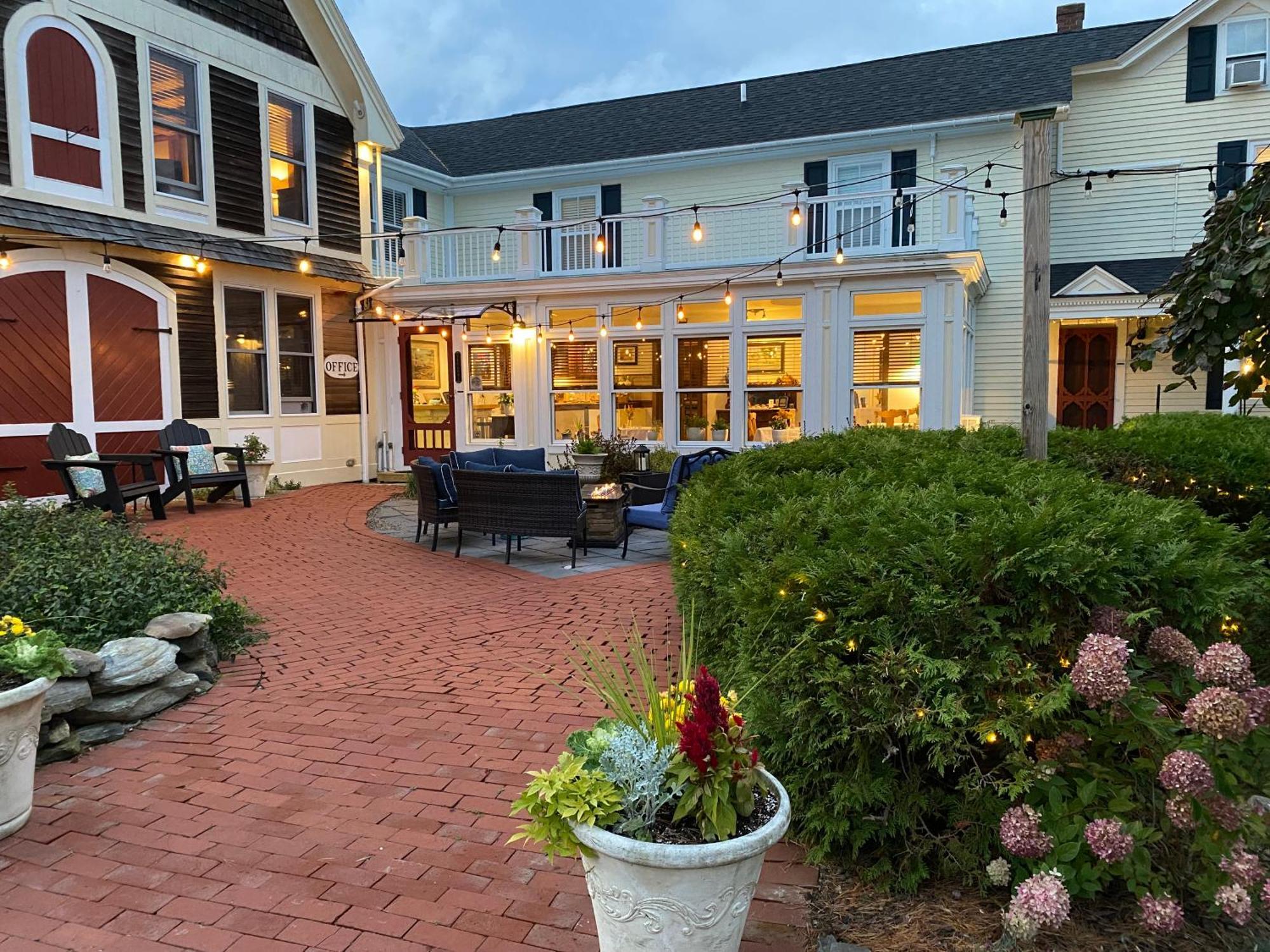 Spouter Inn Bed & Breakfast Lincolnville Ngoại thất bức ảnh